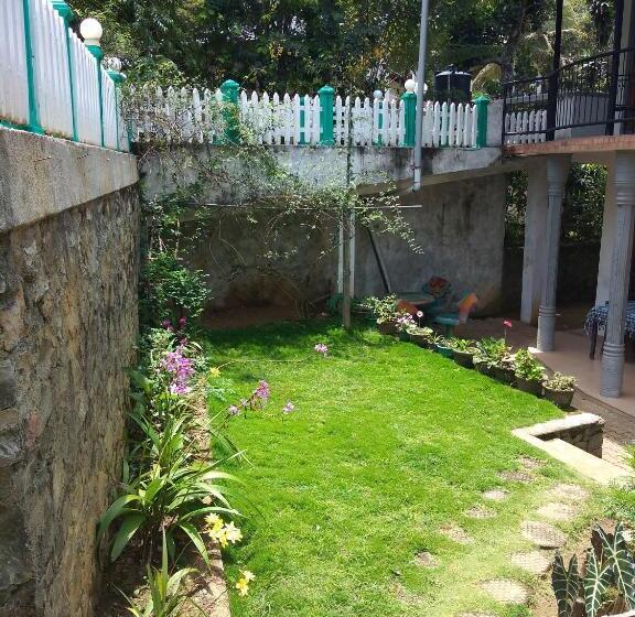 Ostello Jasmine Garden Inn