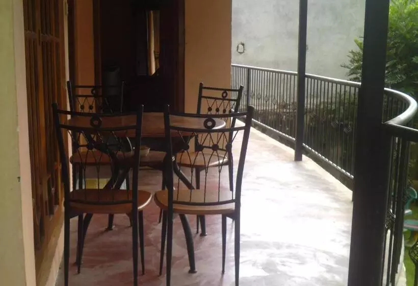 ユースホステル Jasmine Garden Inn