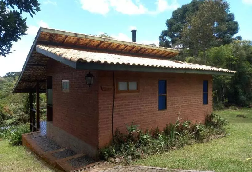 Retkeilymaja Pousada Candeias