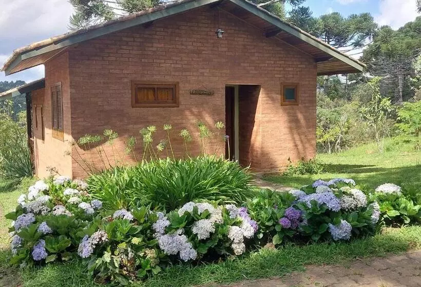 Retkeilymaja Pousada Candeias