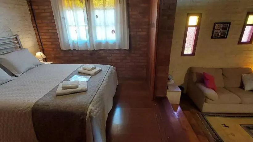 Retkeilymaja Pousada Candeias