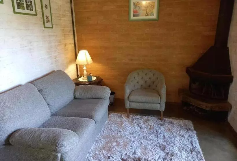 Retkeilymaja Pousada Candeias