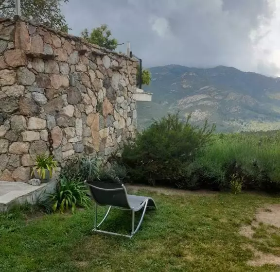 Aamiaismajoitus (B&B) Chambres D Hôtes Villa Cardellini