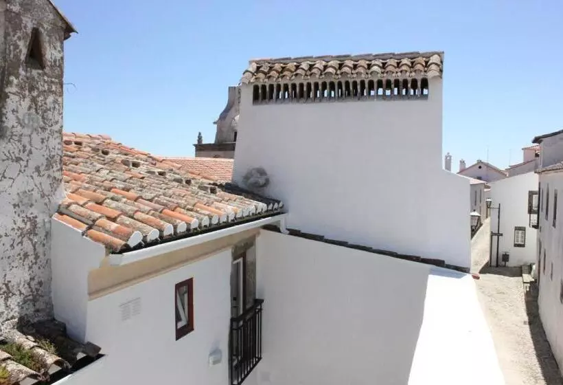 ベッドアンドブレックファースト Estalagem De Marvão