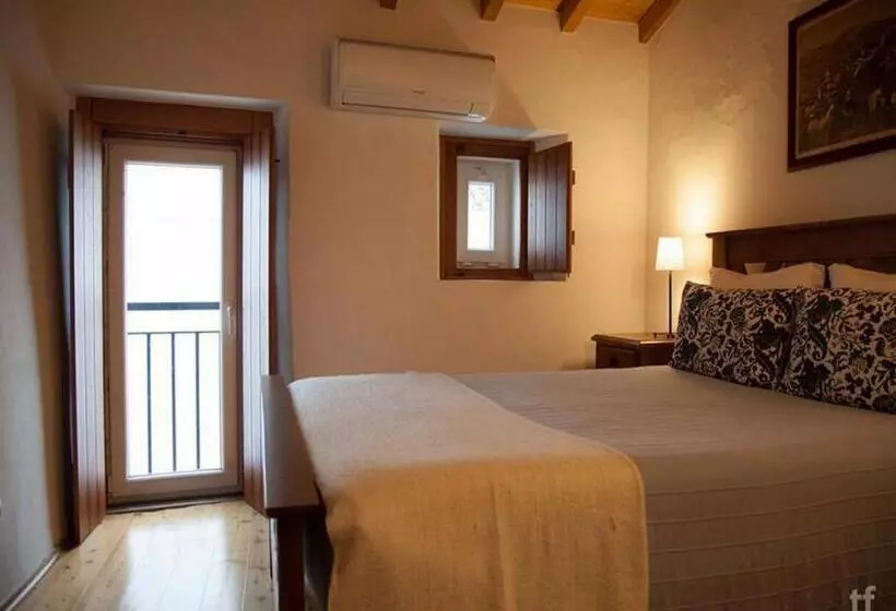 ベッドアンドブレックファースト Estalagem De Marvão