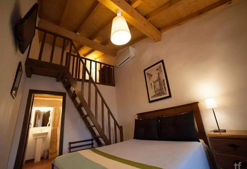 ベッドアンドブレックファースト Estalagem De Marvão