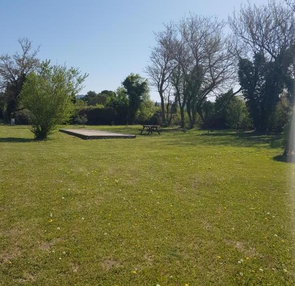 تختخواب و صبحانه Mas Clement Chambre Et Table D Hôtes