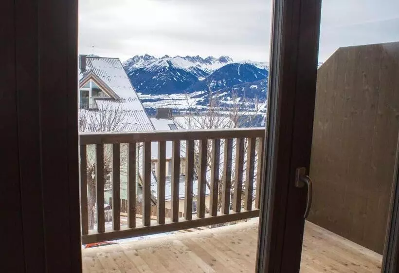 Aamiaismajoitus (B&B) Panorama Apart Weisses Rössl