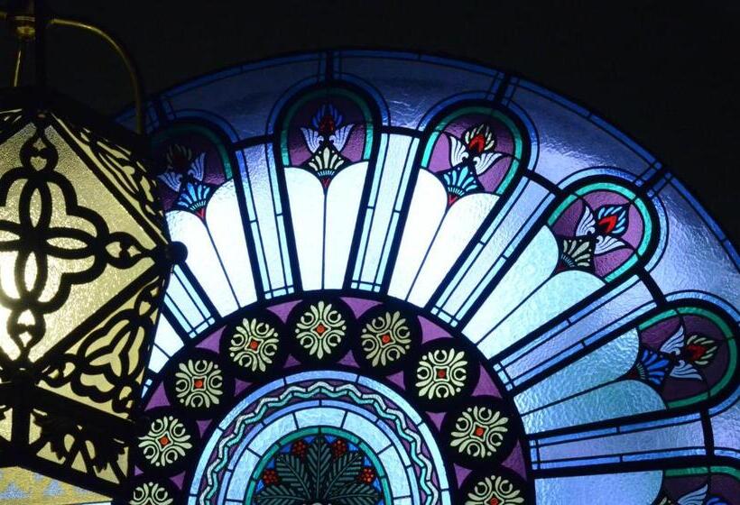 Guest Rest Studio Apartments