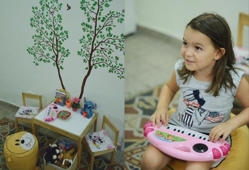 Guest Rest Studio Apartments