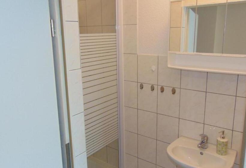 Hostel Schützenbrücke