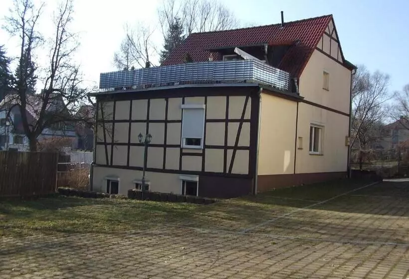 Hostel Schützenbrücke
