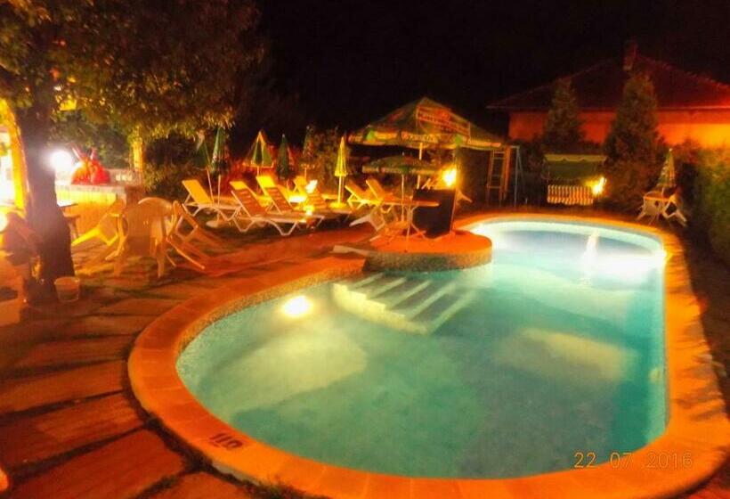 Отель семеен хотел вит