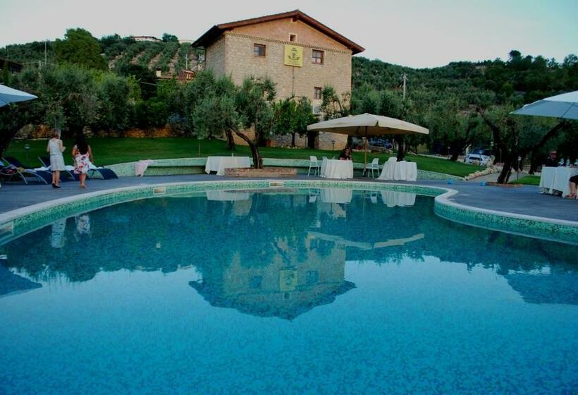 فندق Agriturismo Casale Ré