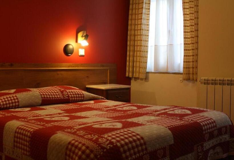 پانسیون Duas Nações Guest House