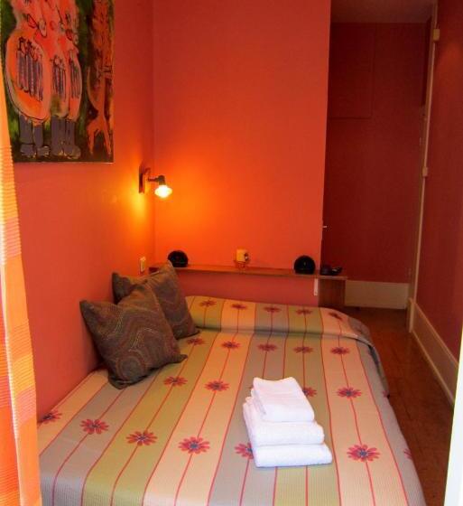 پانسیون Duas Nações Guest House