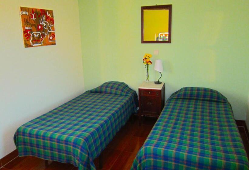 پانسیون Duas Nações Guest House