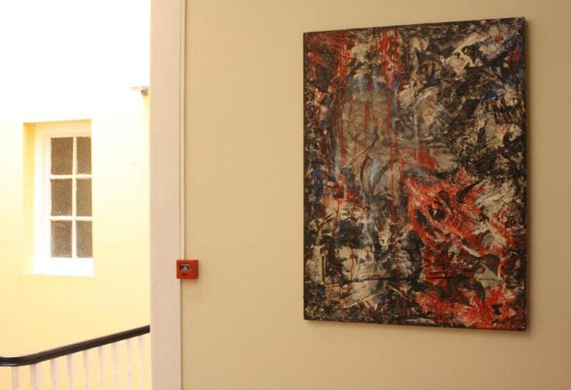 پانسیون Duas Nações Guest House