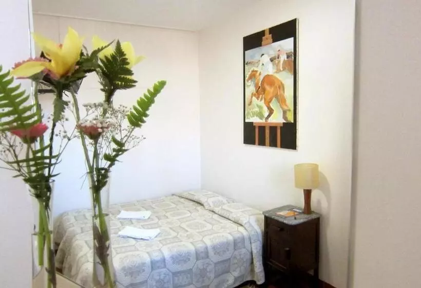 پانسیون Duas Nações Guest House