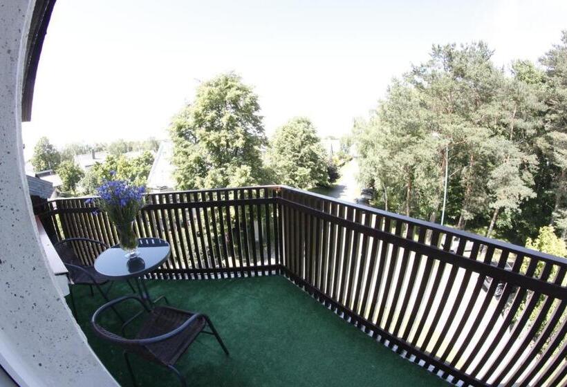 پانسیون Elena