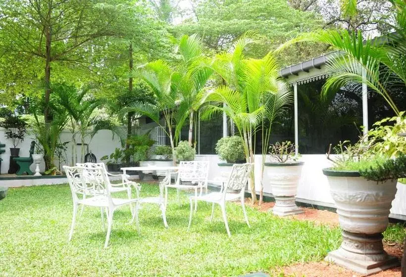 پانسیون Levi S Tourist – Anuradhapura
