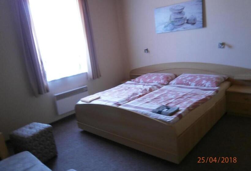 Пансион Penzion Oliver