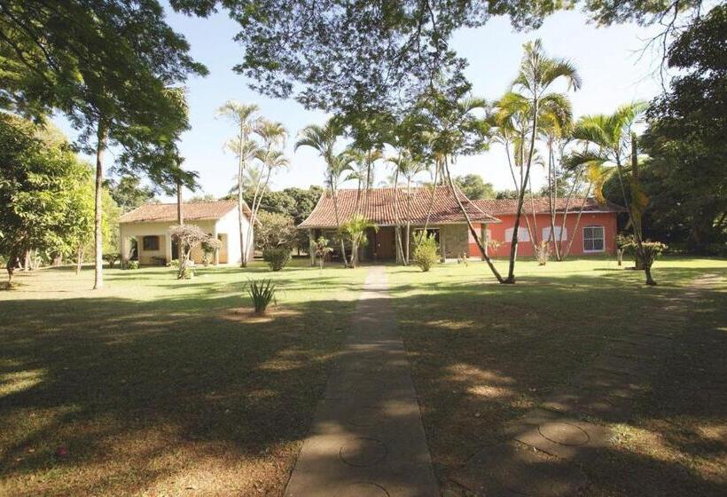 Piscina E Muito Lazer Em Linda Chacara, Franca Sp