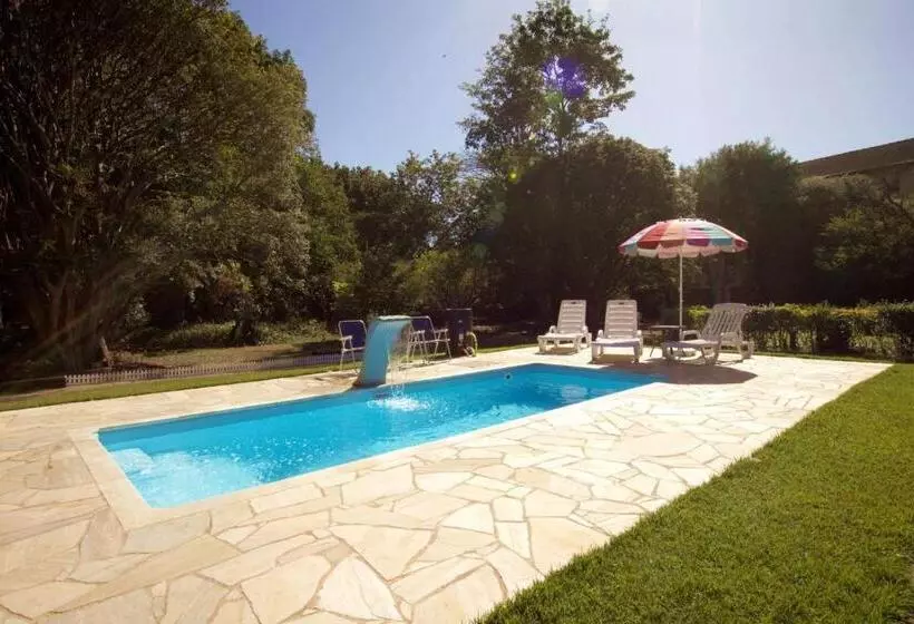 Piscina E Muito Lazer Em Linda Chacara, Franca Sp