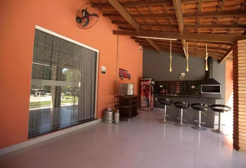 Piscina E Muito Lazer Em Linda Chacara, Franca Sp