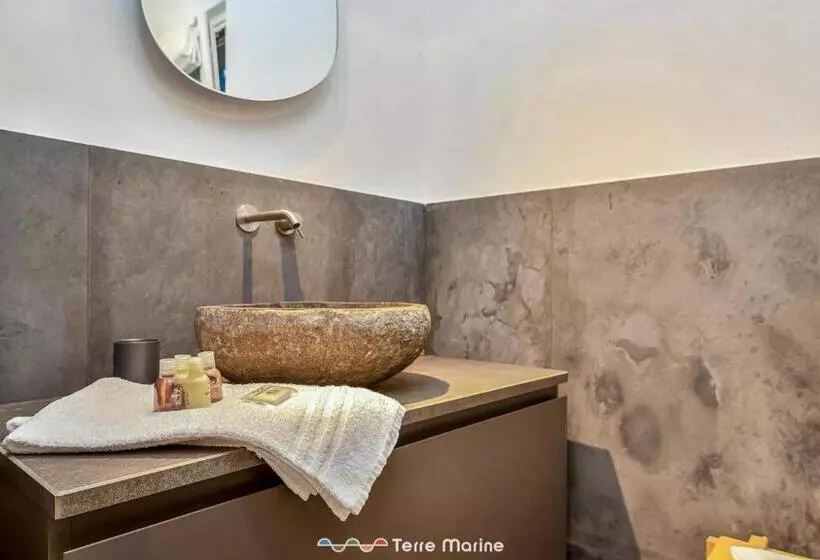 Villa Ca Damare, Terremarine