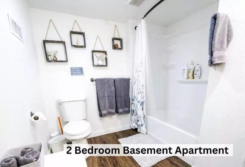 Downtown Vintage Modern Home Pnw Wineries