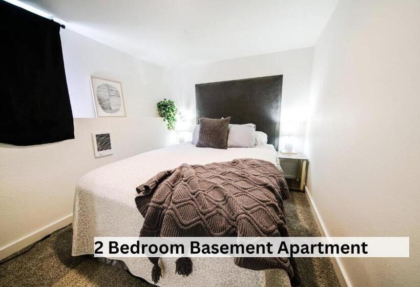 Downtown Vintage Modern Home Pnw Wineries