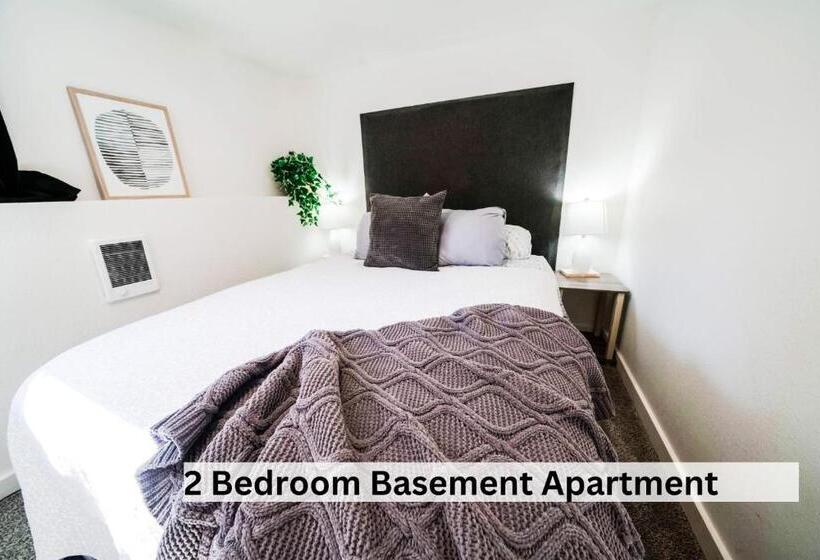 Downtown Vintage Modern Home Pnw Wineries