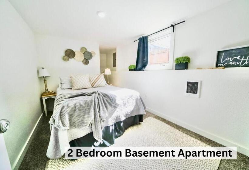 Downtown Vintage Modern Home Pnw Wineries