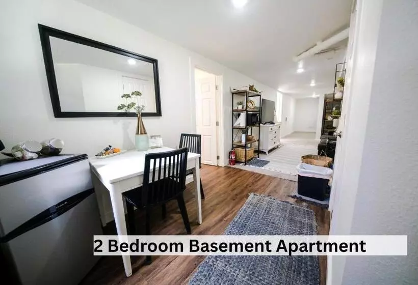 Downtown Vintage Modern Home Pnw Wineries