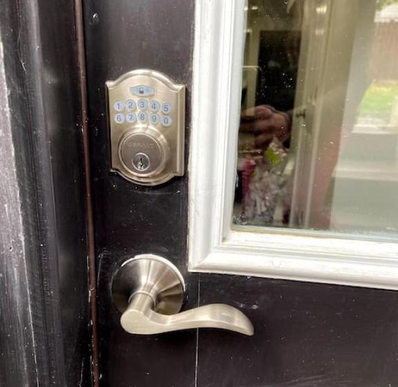 Downtown Vintage Modern Home Pnw Wineries