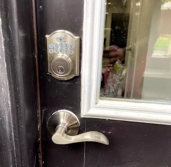 Downtown Vintage Modern Home Pnw Wineries