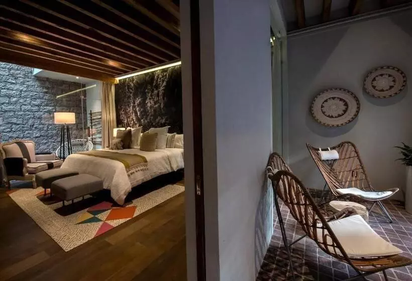 هتل Casa Cien Hilos