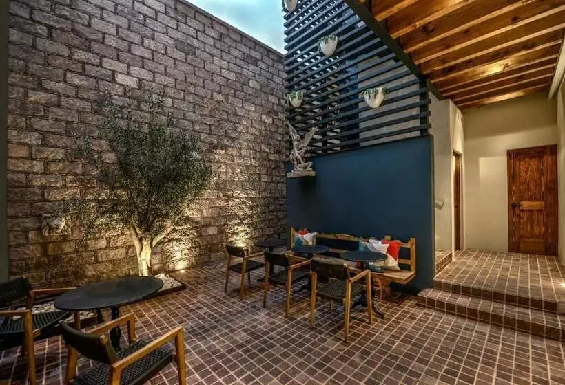 هتل Casa Cien Hilos