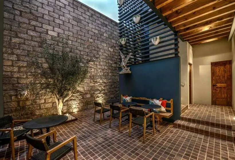 هتل Casa Cien Hilos