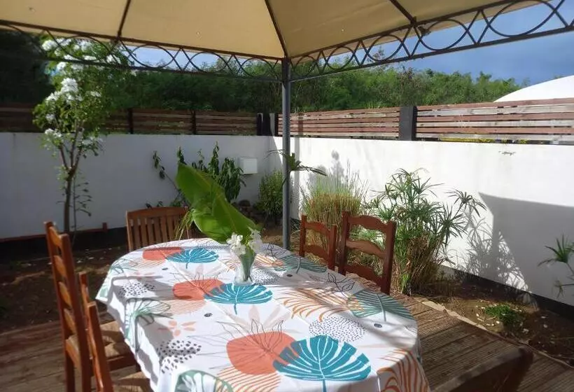 Maison Job