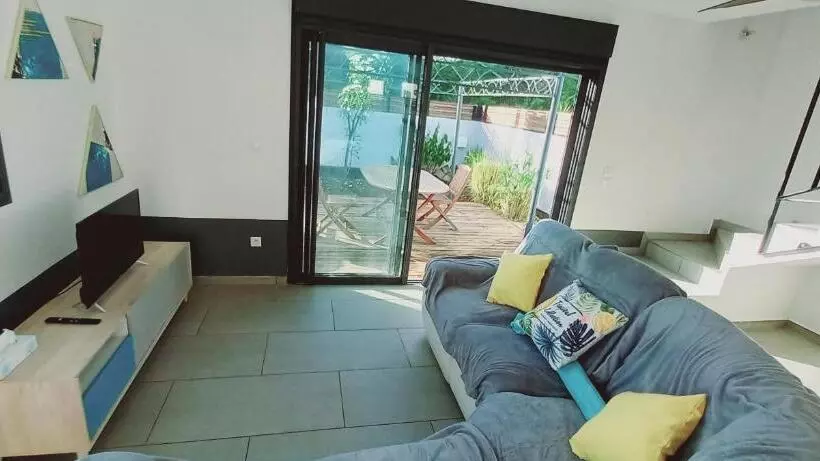 Maison Job