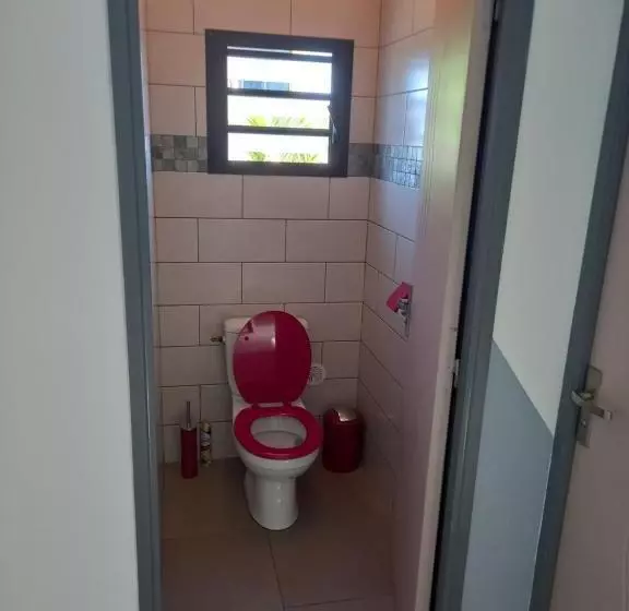 Maison Job