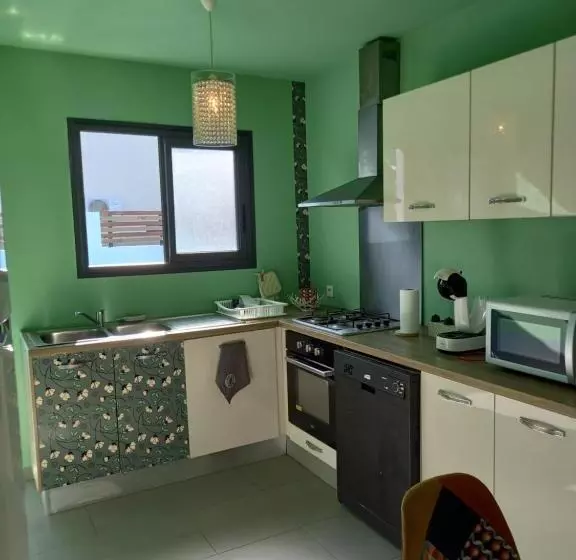 Maison Job
