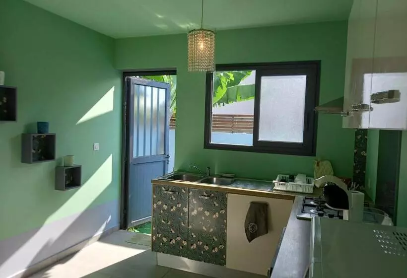 Maison Job