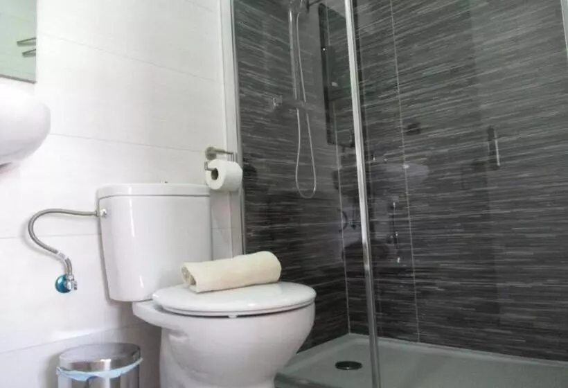 Náutico Suites, Private Room&bathroom