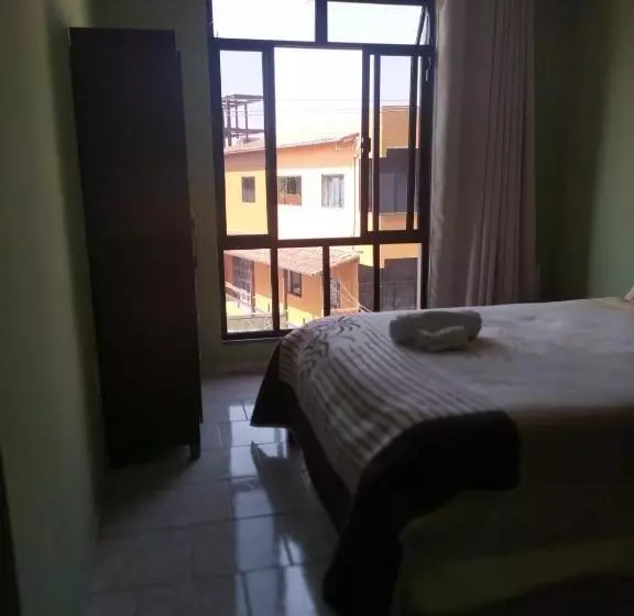 Paradise Hostel E Flats