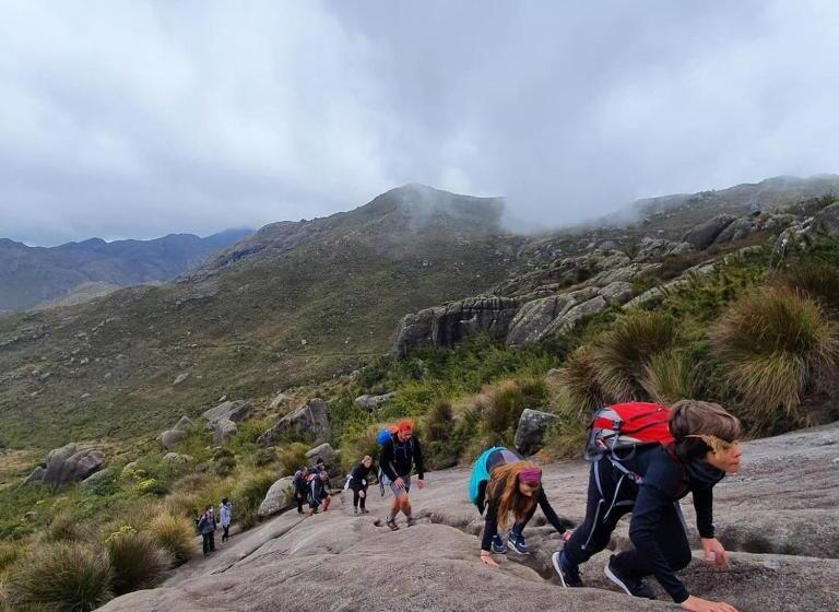 Paradise Hostel E Flats