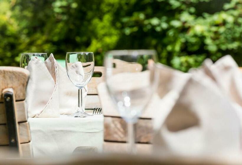 پانسیون Chalet Croq Neige