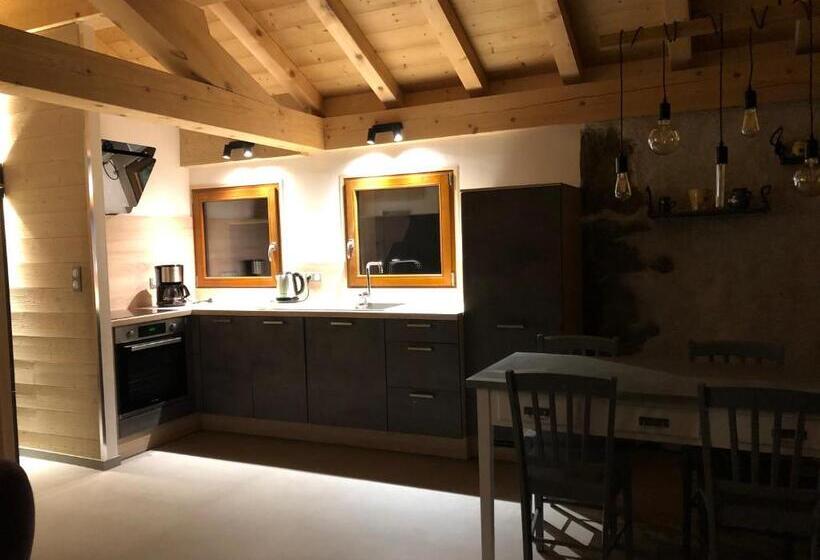 پانسیون Chalet Croq Neige